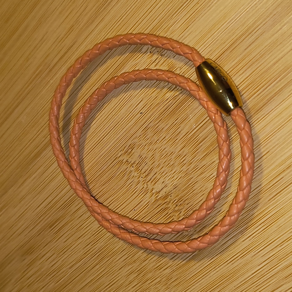 Cargo leather braided necklace